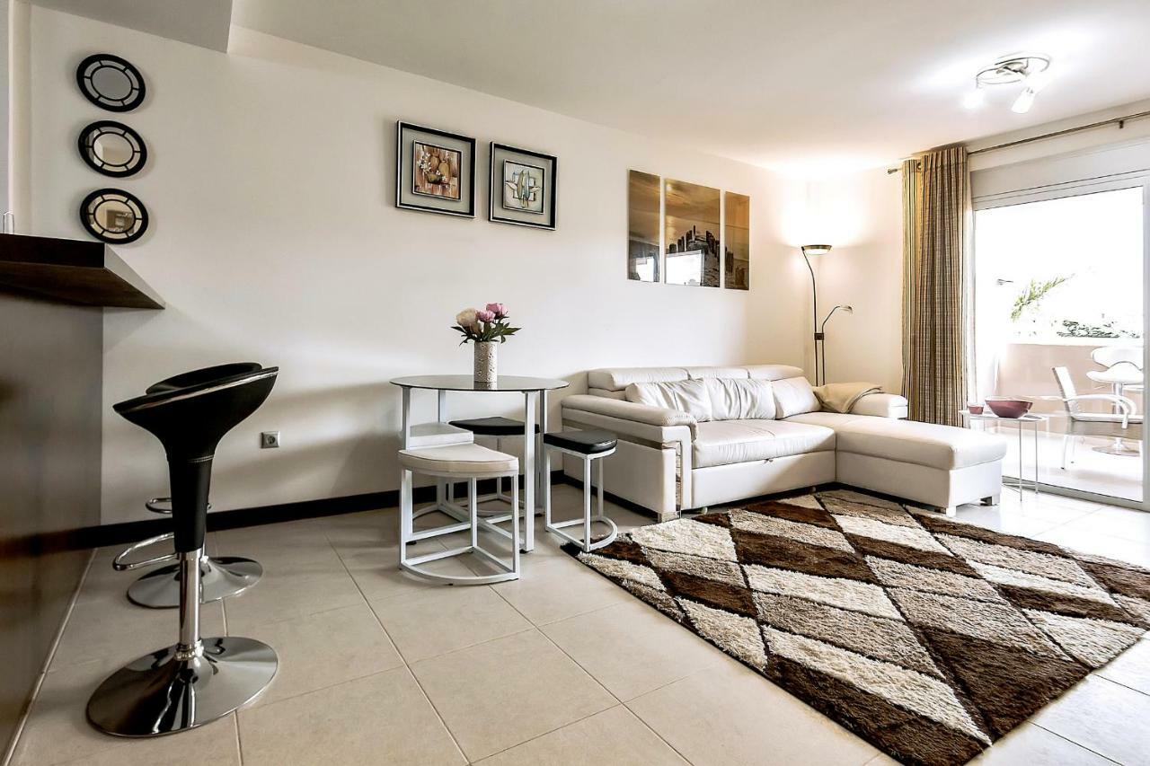 Doble Dream2 Bedroom Apartment Адехе Екстериор снимка